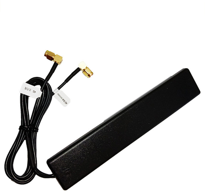 Antenna patch per auto Linea RG174 Testa SMA 5DBI